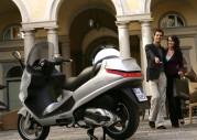 Piaggio X8 400 ie